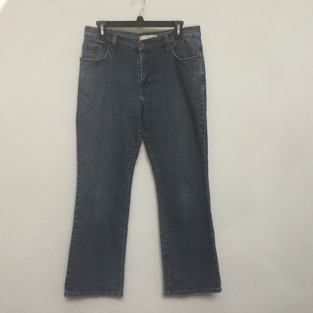 Levi's Relaxed Bootcut 550 Short Inseam Jeans
